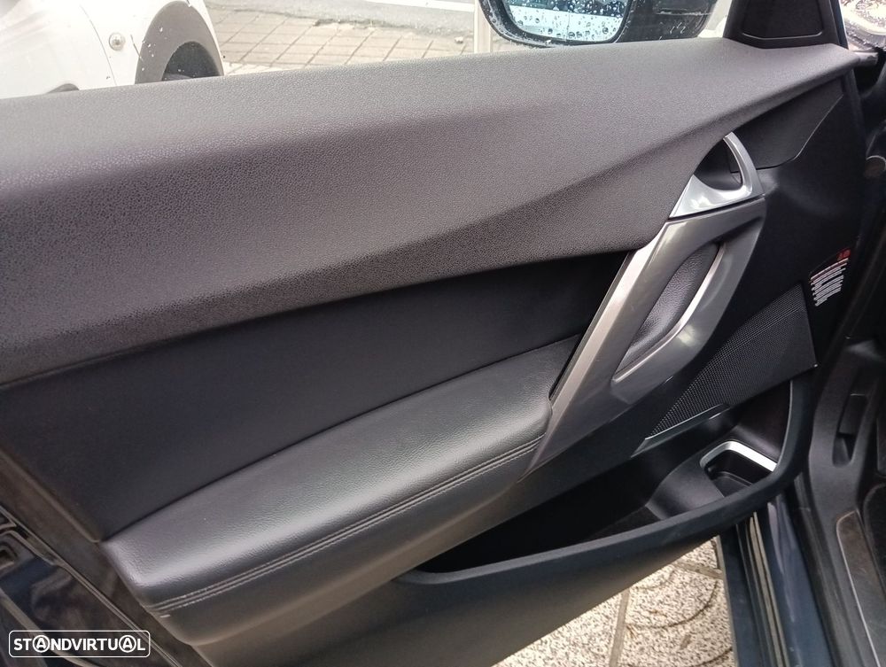 DS DS5 1.6 e-HDi Be Chic ETG6 - 11