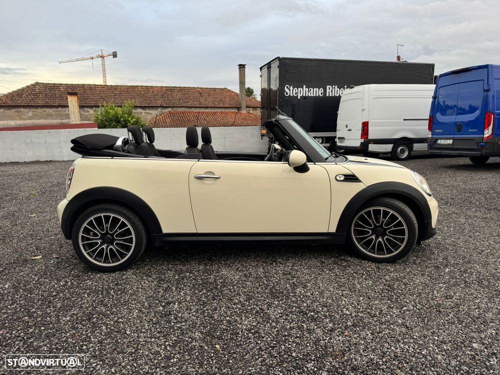 MINI Cabrio Cooper D - 10