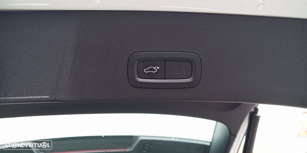 Volvo XC 40 2.0 D3 Inscription Geartronic - 38