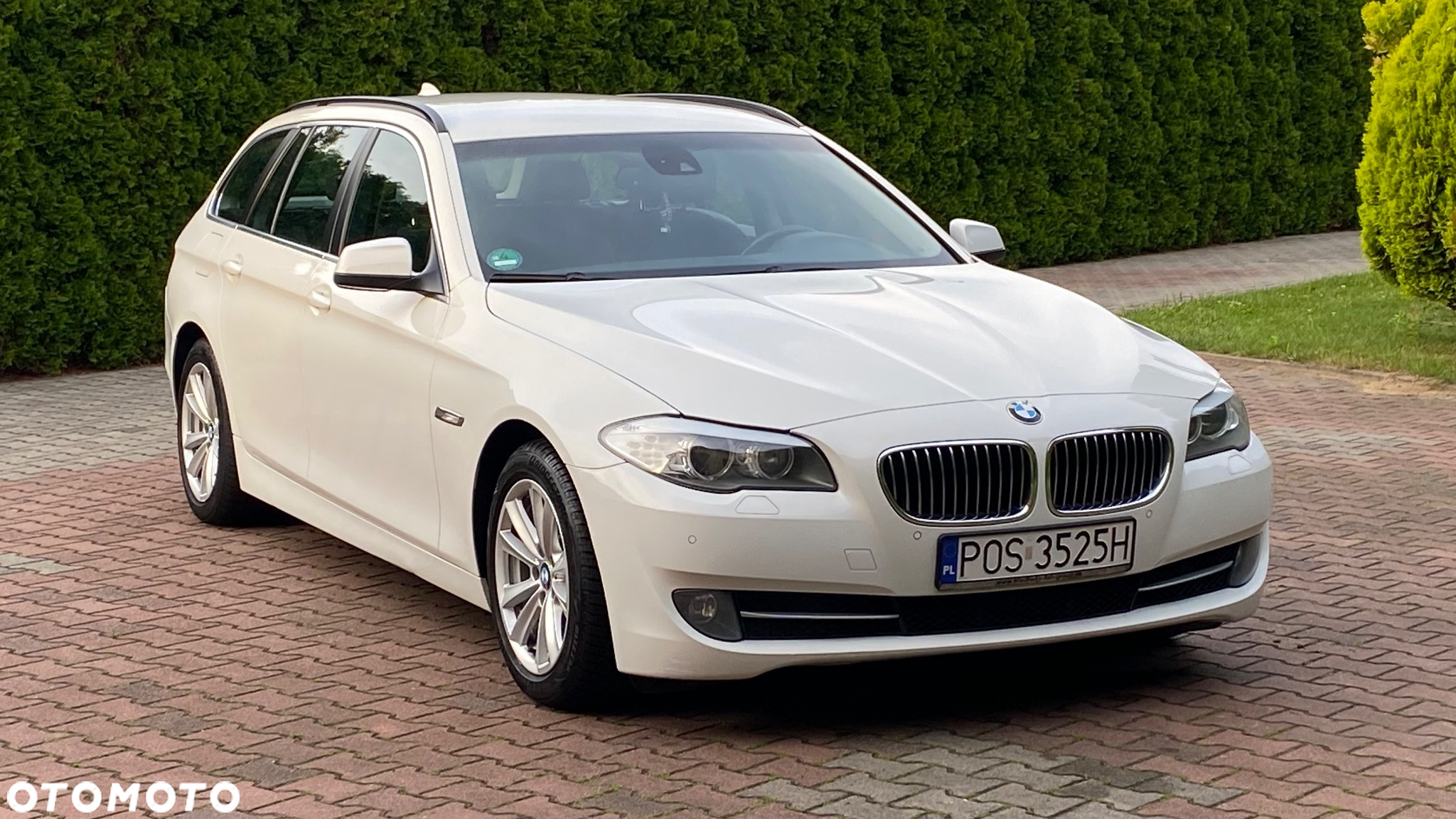 BMW Seria 5 525d Touring Luxury Line - 2