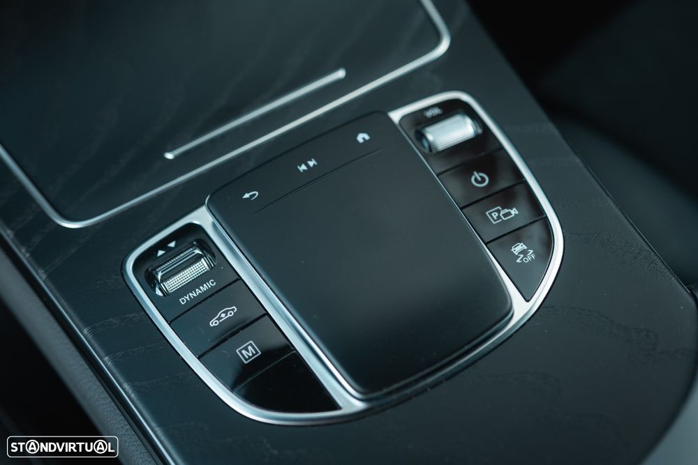 Mercedes-Benz GLC 300 de Coupe 4Matic 9G-TRONIC AMG Line Plus - 37