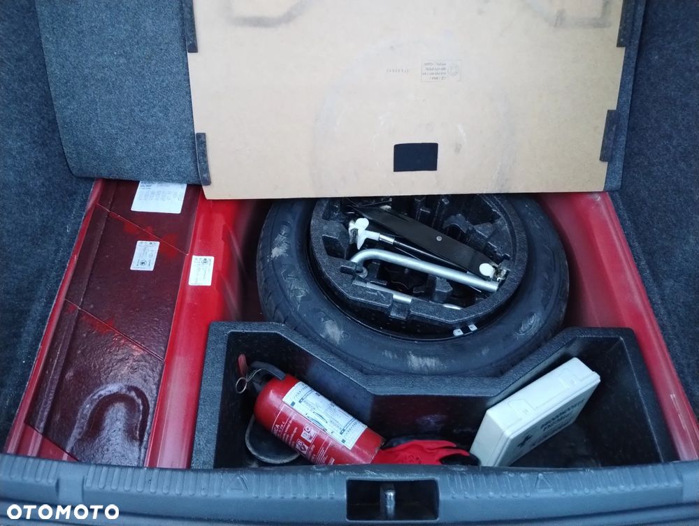 Skoda RAPID 1.6 TDI DPF Active - 20