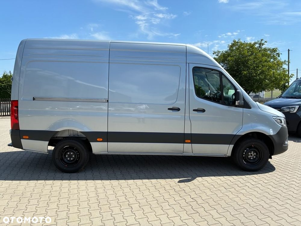 Mercedes-Benz SPRINTER 317 CDI FURGON PRO L2H2 - 5