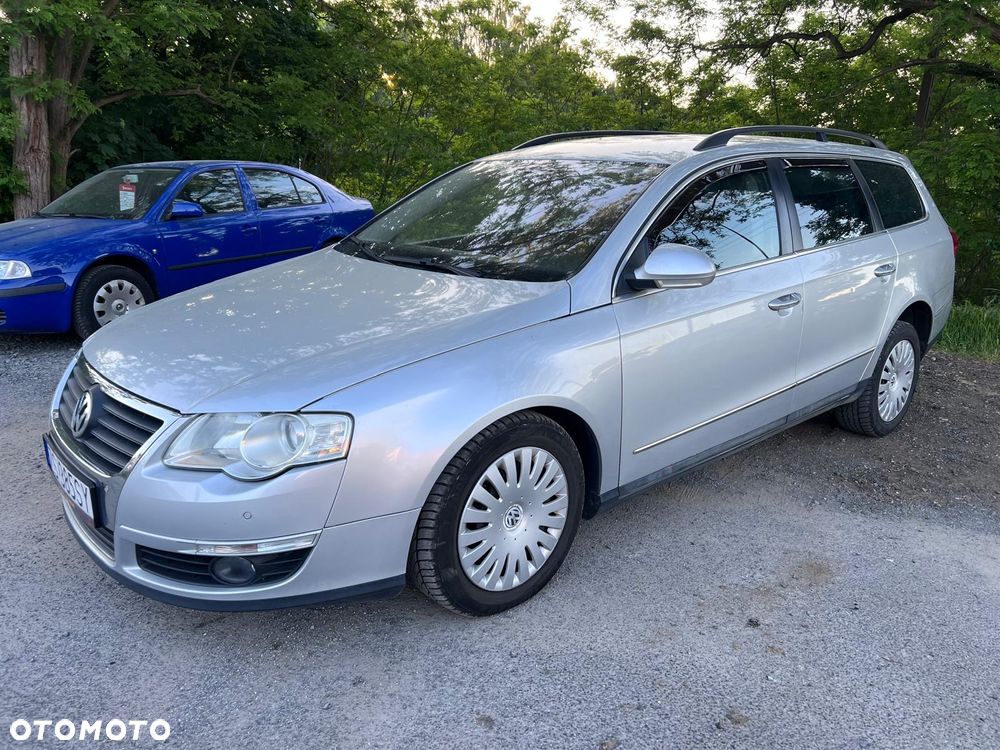 Volkswagen Passat 2.0 TDI DSG Trendline - 3