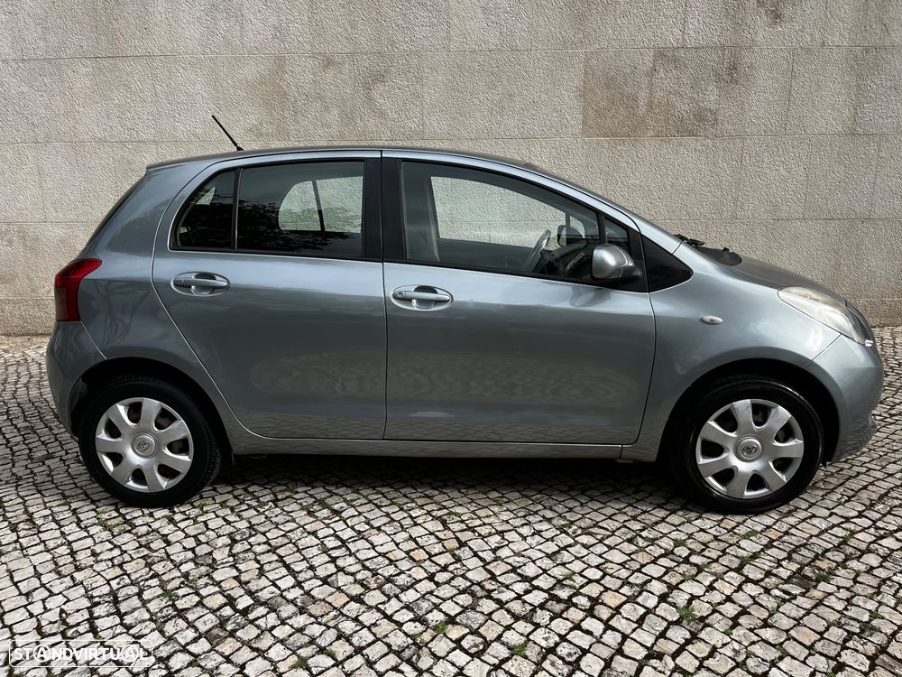 Toyota Yaris 1.0 VVT-i AC - 13