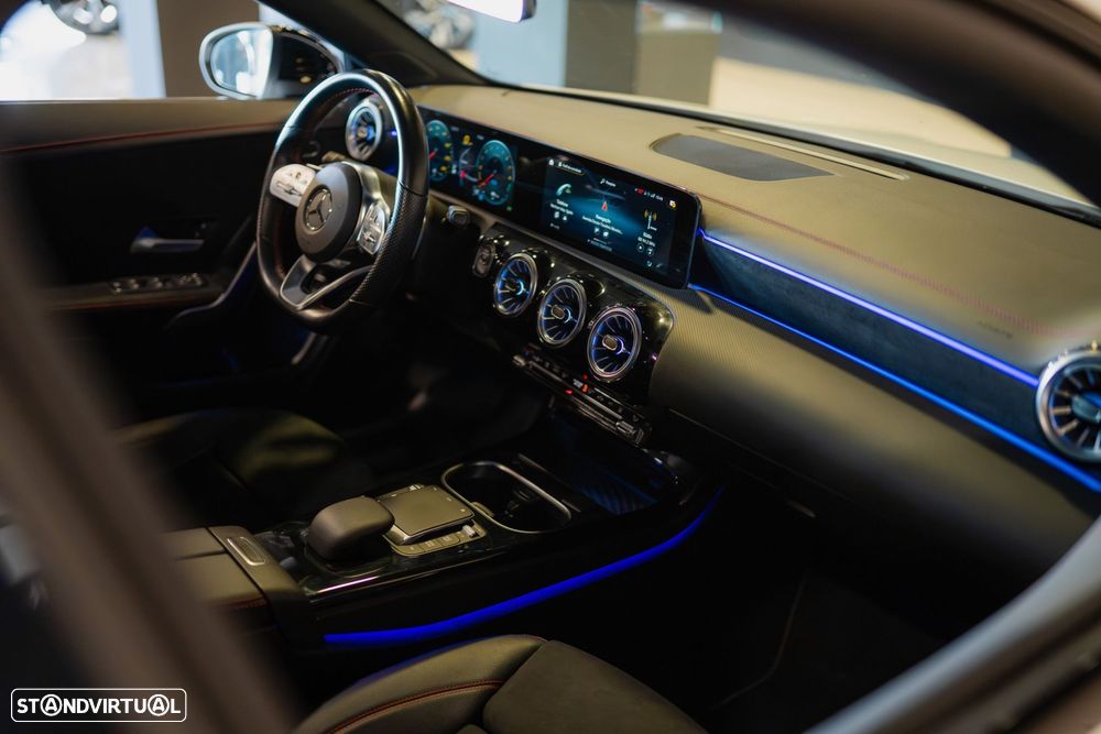 Mercedes-Benz CLA 250 e Shooting Brake AMG Line - 29