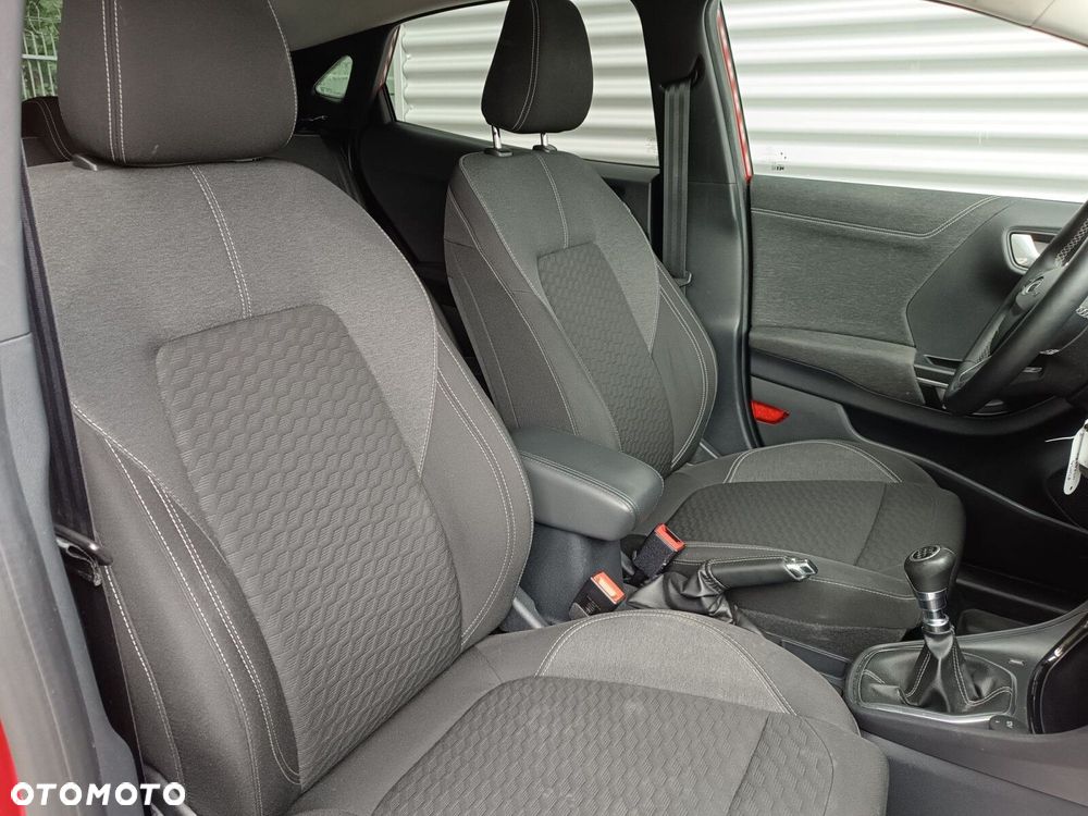 Ford Puma 1.0 EcoBoost mHEV Titanium - 31