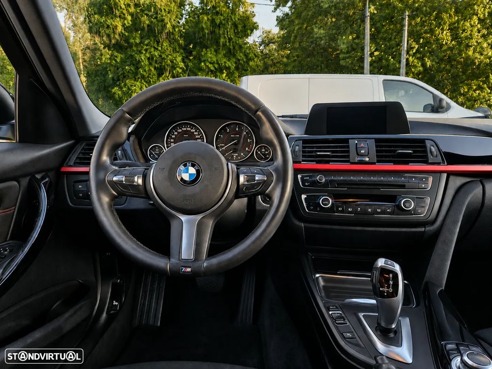 BMW 318 d Auto Line Sport - 11