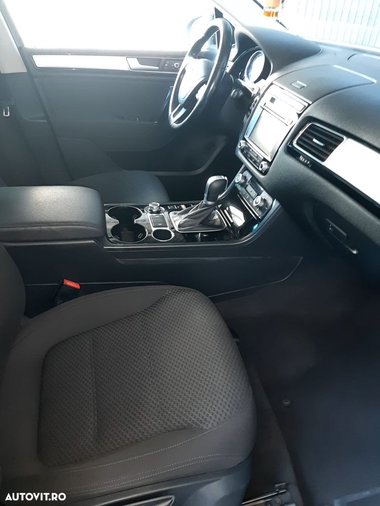 Volkswagen Touareg - 10