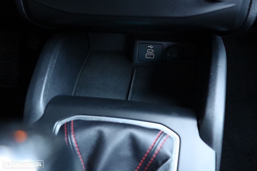 Ford Focus SW 1.0 EcoBoost MHEV ST-Line X - 19