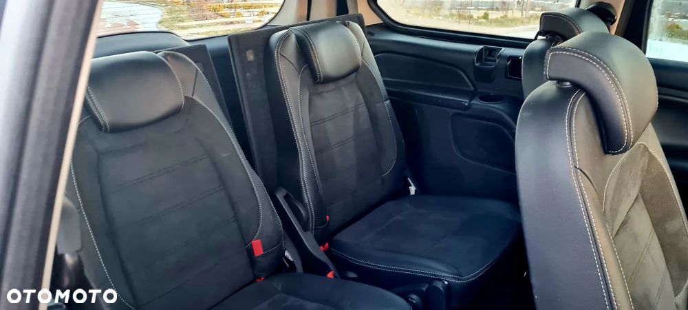 Ford Galaxy 2.0 TDCi Platinium X (Titanium) MPS6 - 9