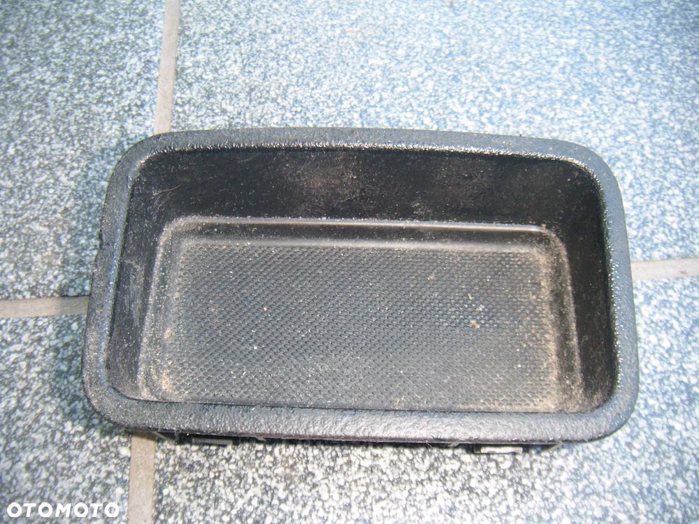 vw golf 4 półka w tunel 6129115700 - 1