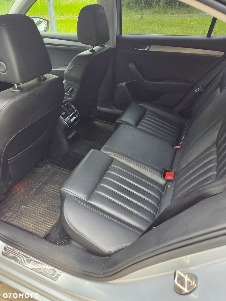 Skoda Superb 2.0 TDI SCR 4x4 Style DSG - 15