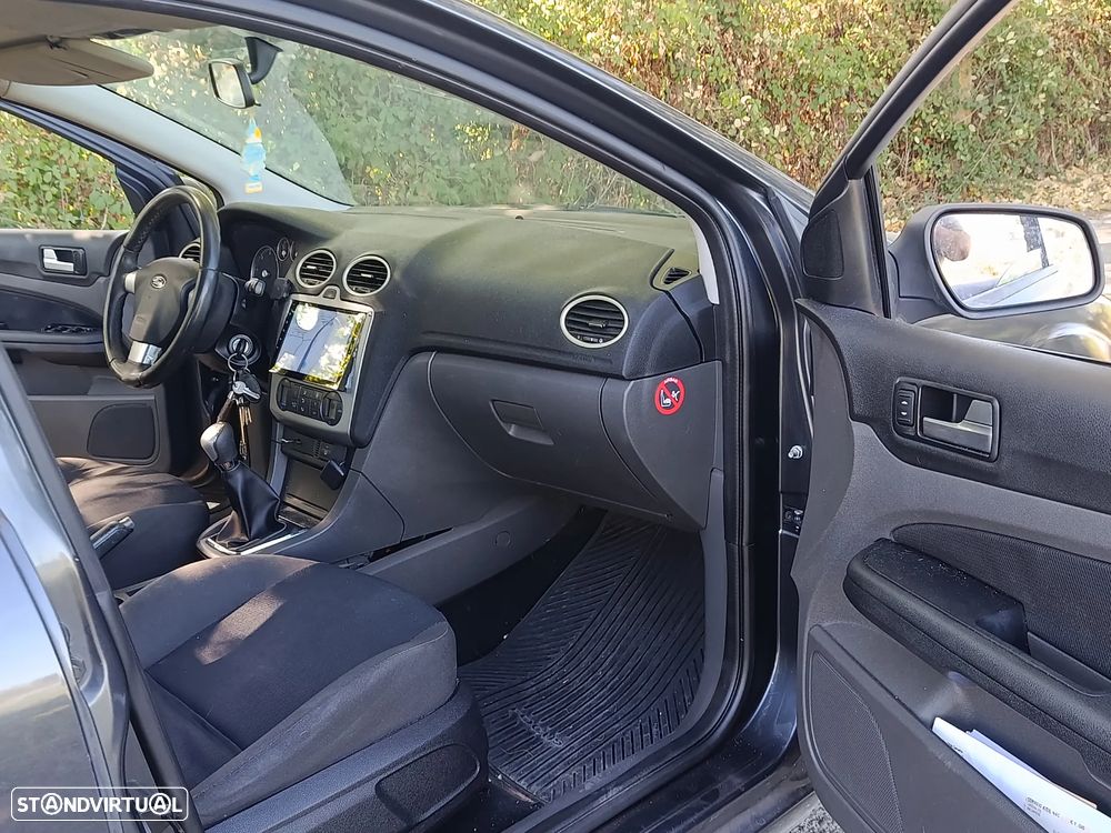 Ford Focus SW 1.6 TDCi S - 9