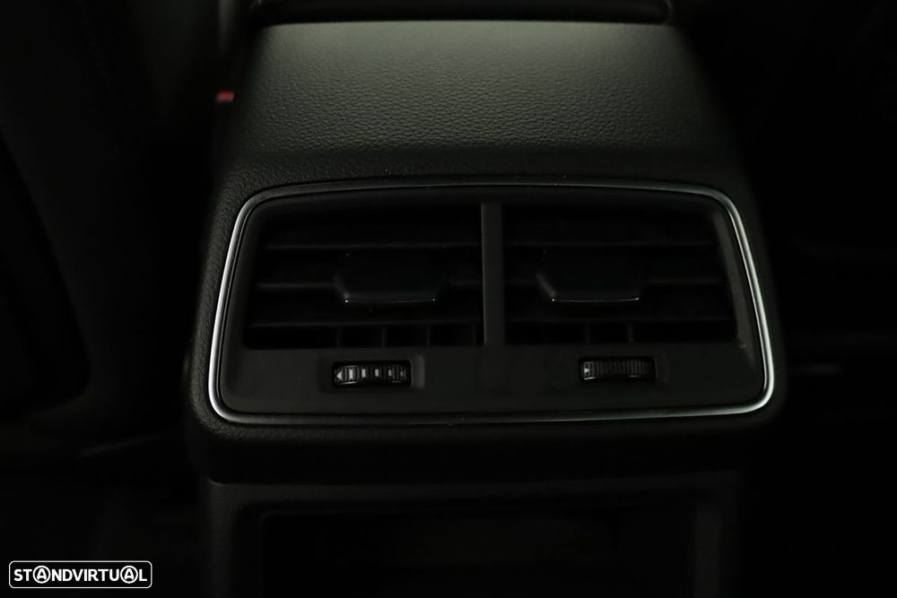 Audi Q8 e-Tron Sportback 50 quattro S line - 27