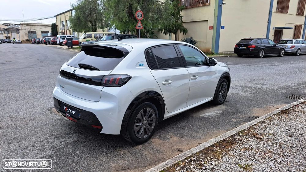 Peugeot e-208 50 kWh Allure - 4