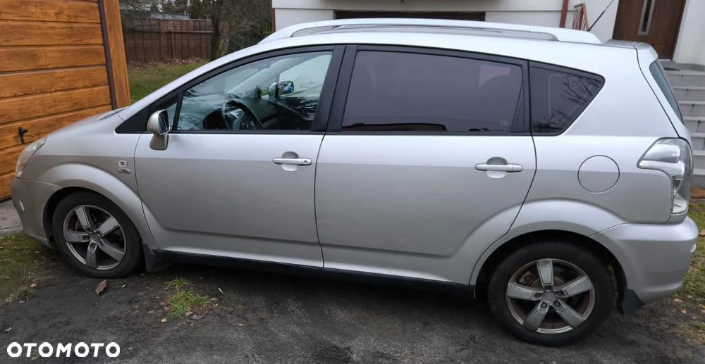 Toyota Corolla 2.0 D-4D Sol - 6