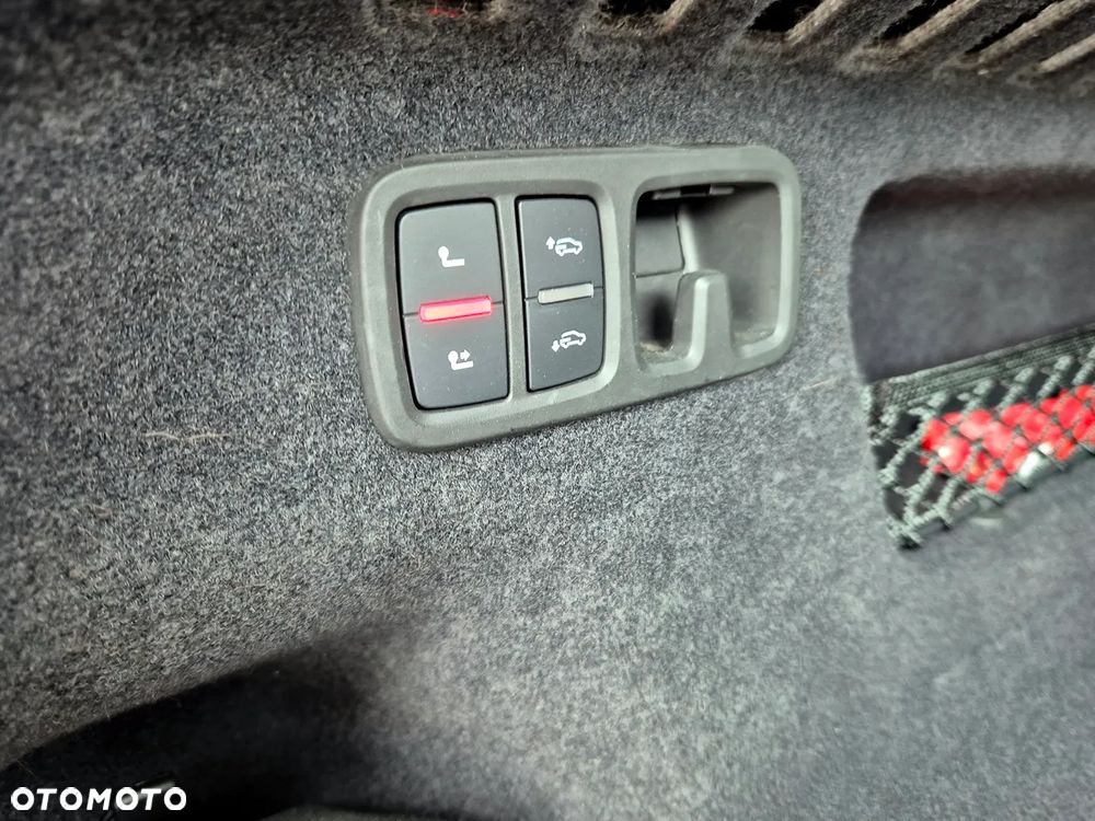 Audi Q8 50 TDI mHEV Quattro Tiptronic - 23