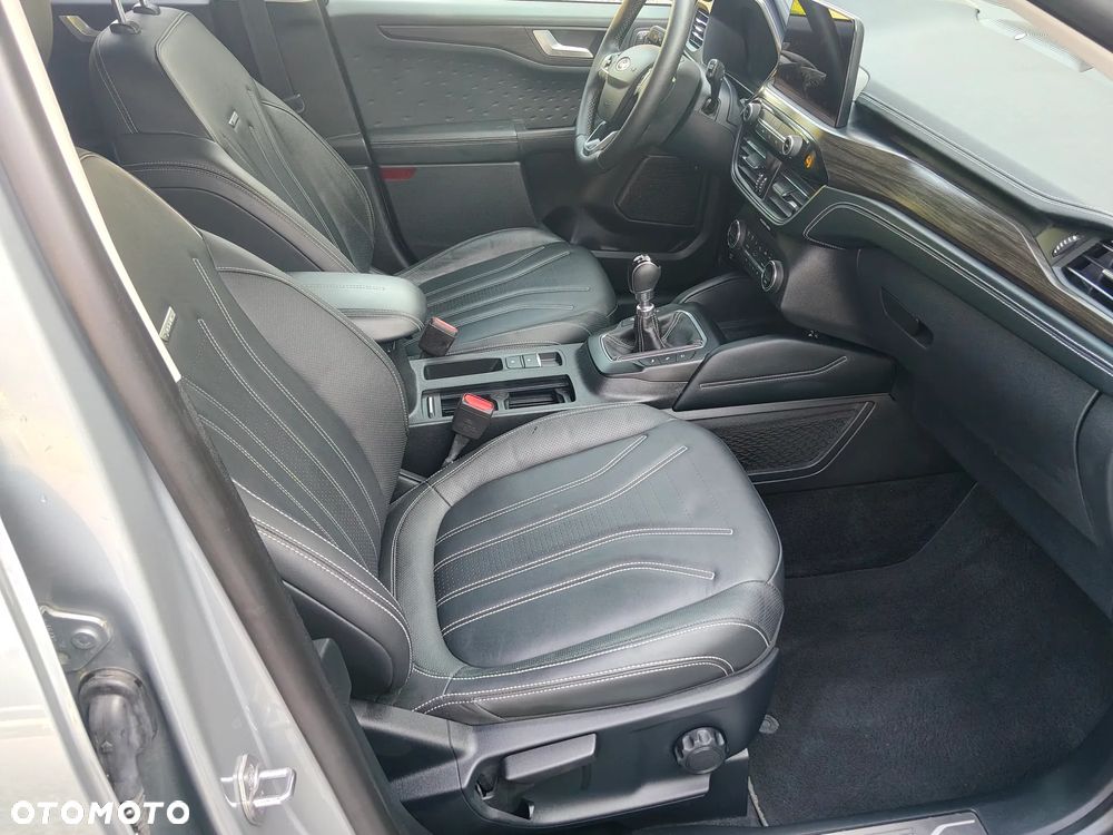 Ford Kuga - 30