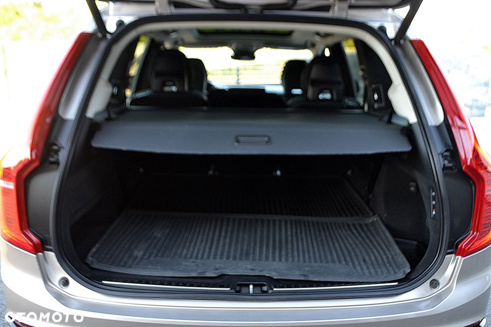 Volvo XC 90 B5 D AWD Ultimate Bright 7os - 14