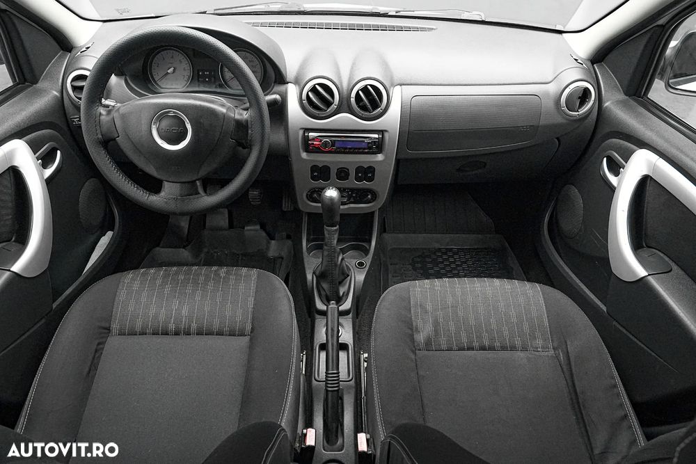 Dacia Logan 1.6 MPI Preference - 8