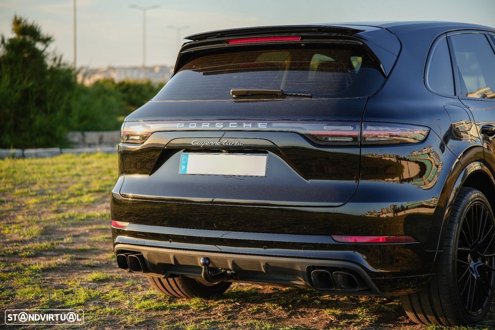 Porsche Cayenne Turbo - 7