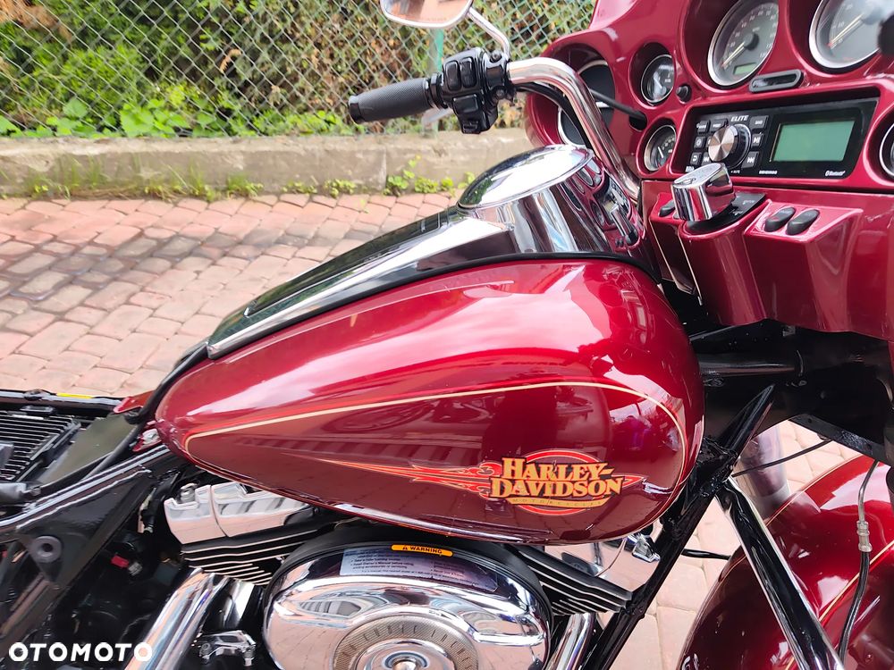 Harley-Davidson FLHTCU Ultra - 17