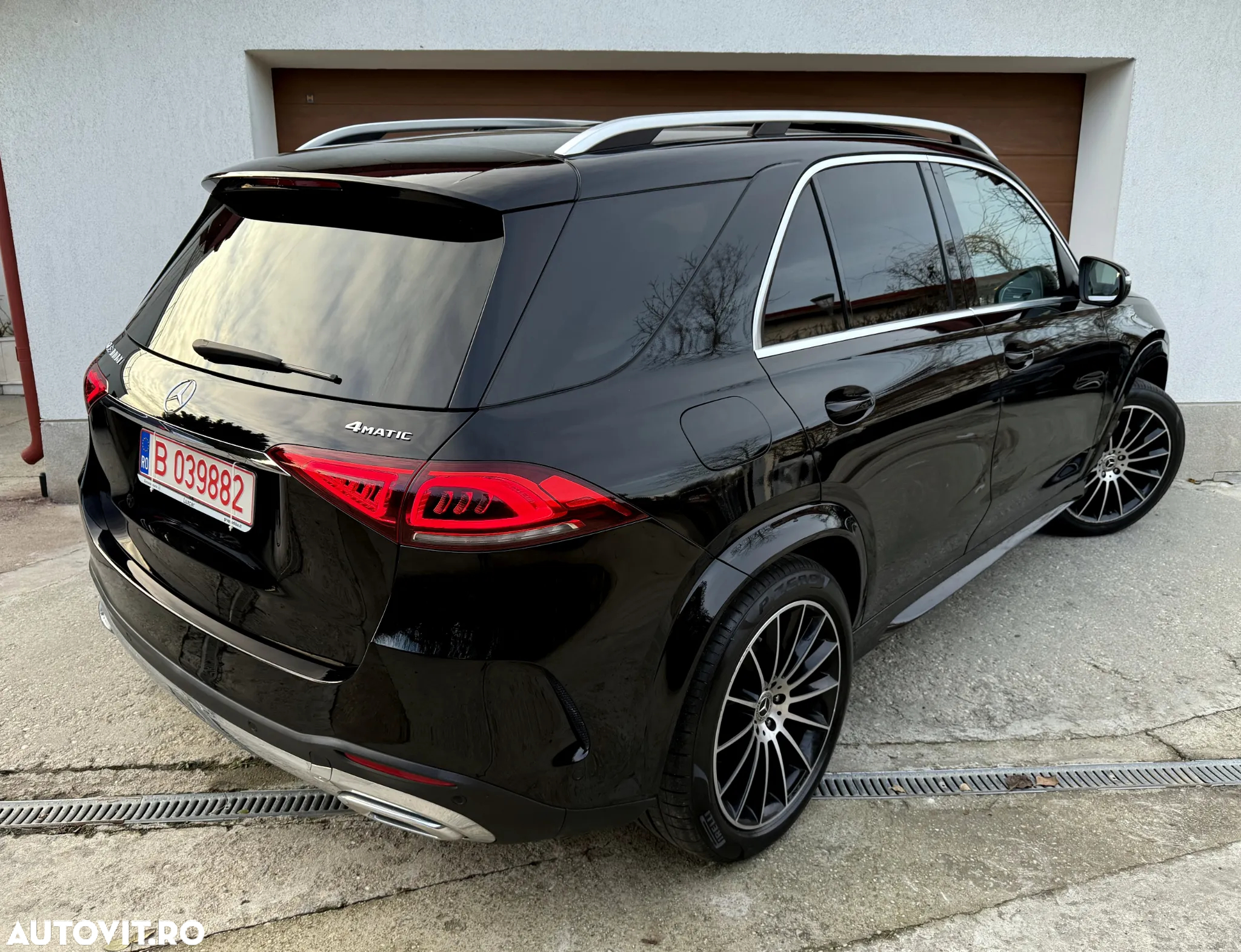 Mercedes-Benz GLE 300 d 4Matic 9G-TRONIC AMG Line - 5