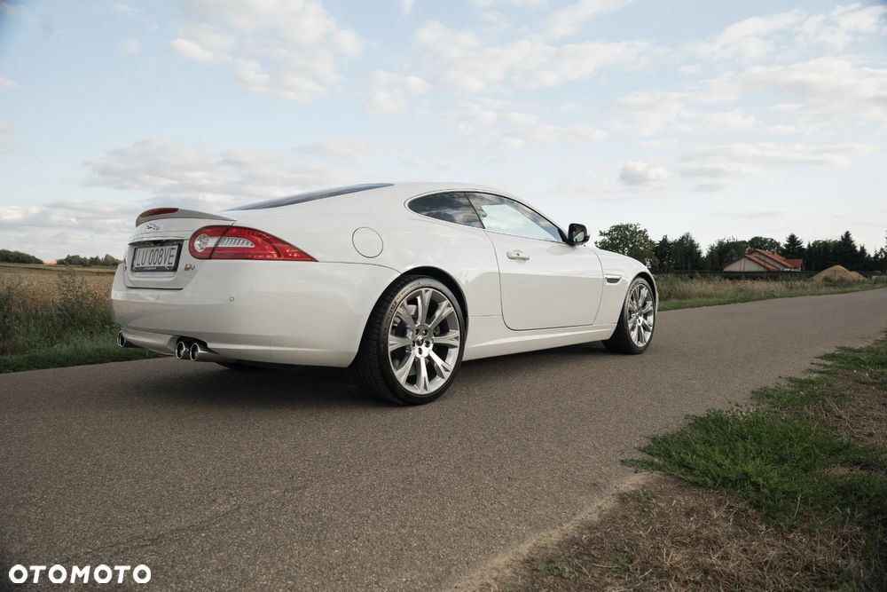 Jaguar XK XKR - 4