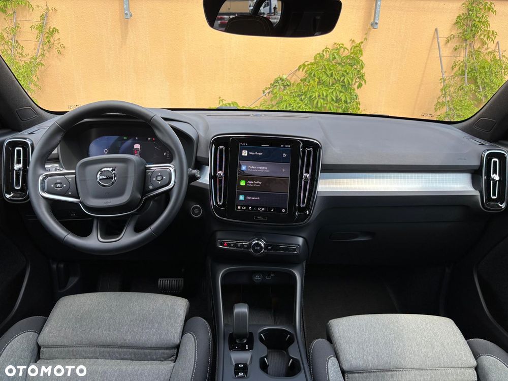 Volvo XC 40 B3 Core - 17