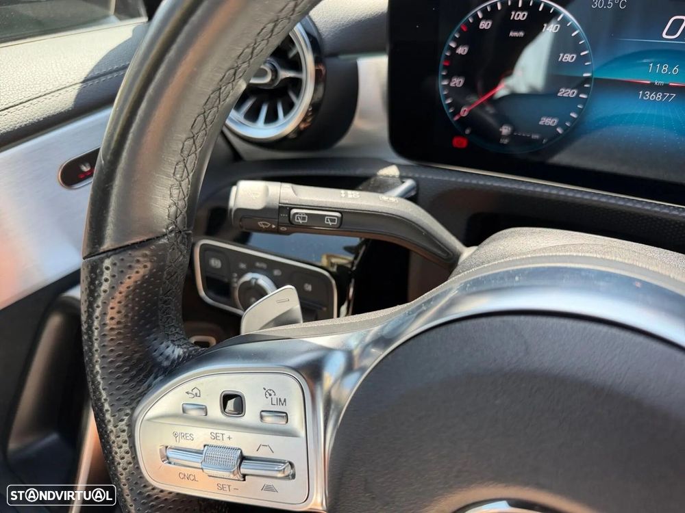 Mercedes-Benz CLA 220 d Shooting Brake AMG Line Aut. - 16
