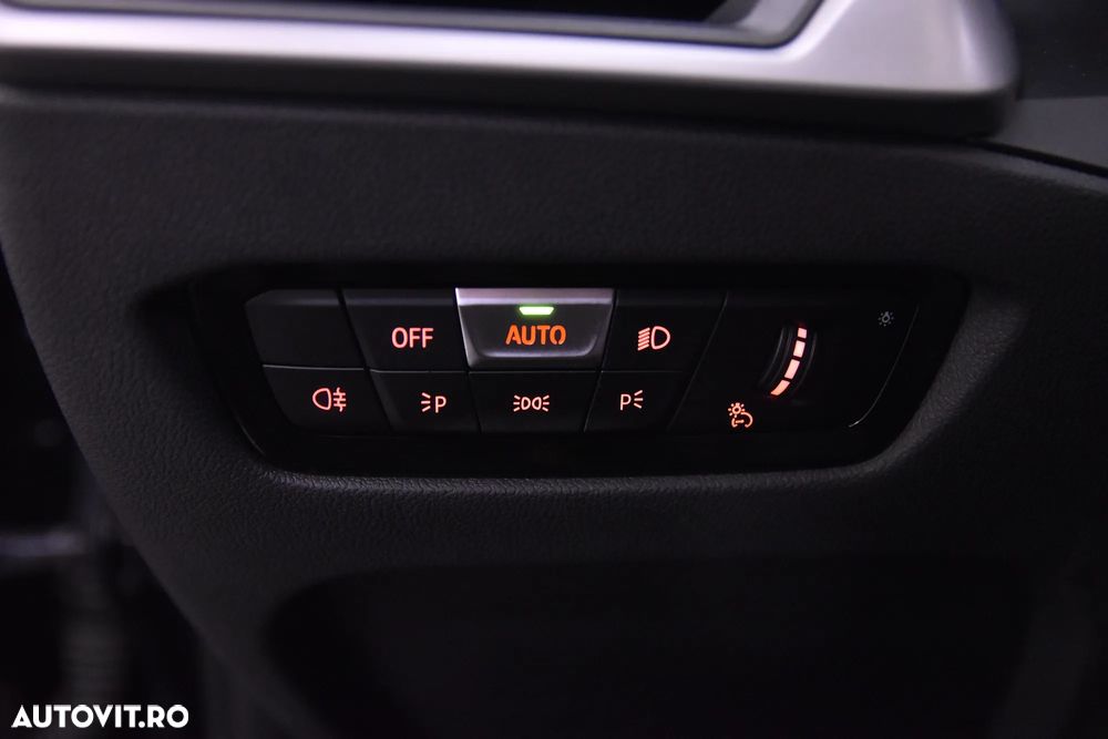 BMW Seria 3 318d AT MHEV - 15