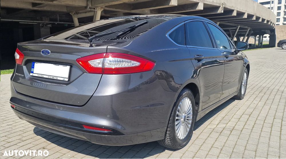Ford Mondeo 2.0 TDCI PowerShift Titanium - 3