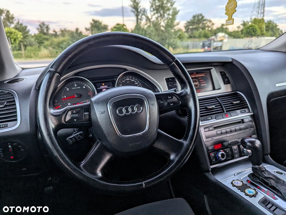 Audi Q7 - 12
