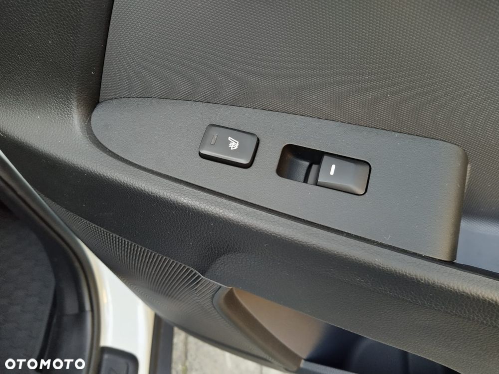 Kia Sportage - 4
