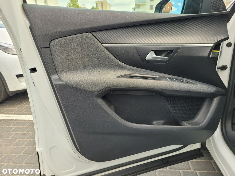 Peugeot 3008 - 10
