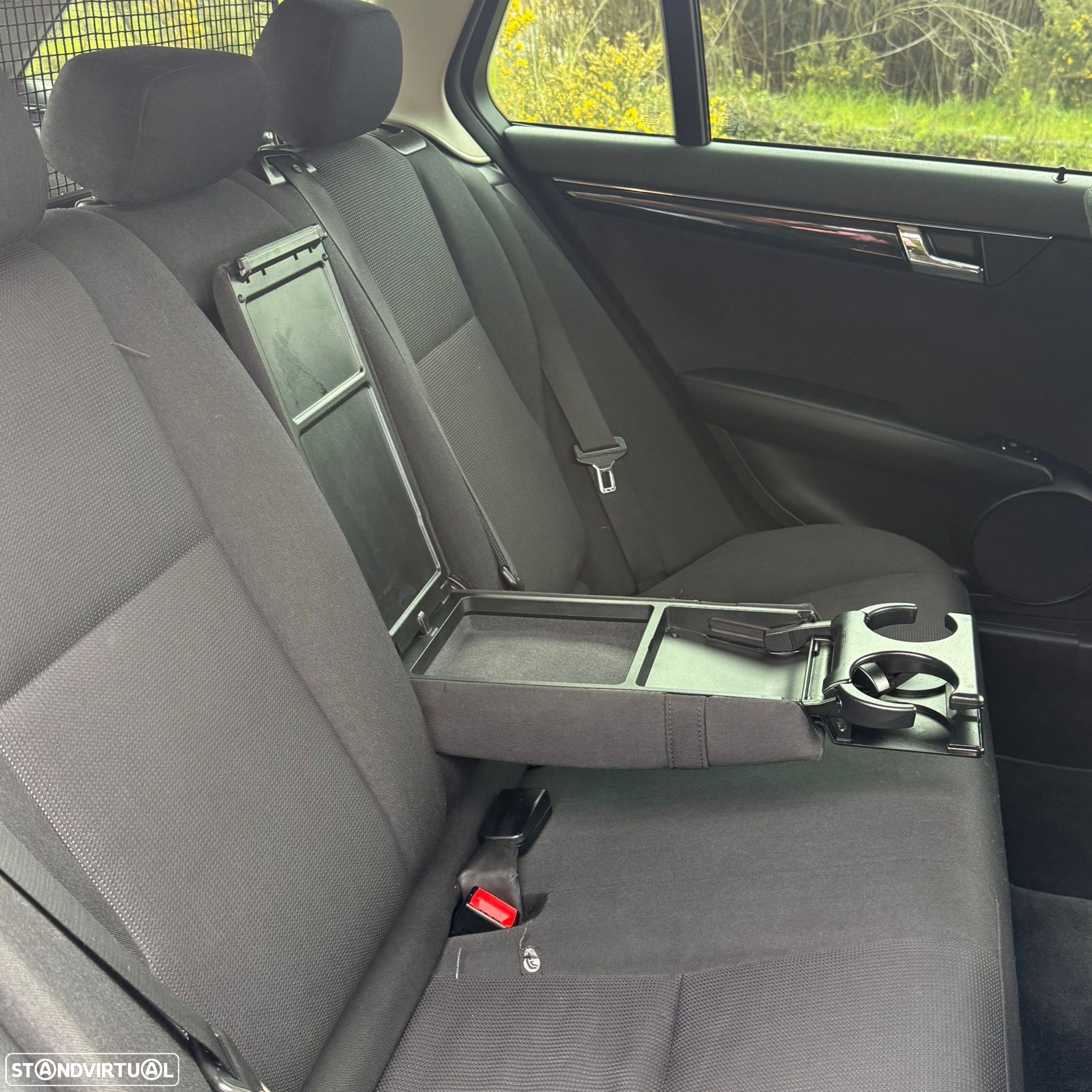 Mercedes-Benz C 220 CDi Avantgarde BlueEfficiency - 11