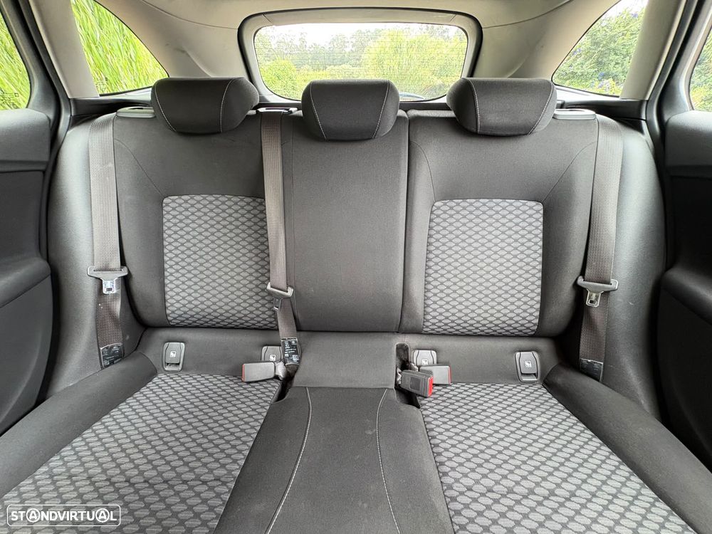 Opel Astra - 20