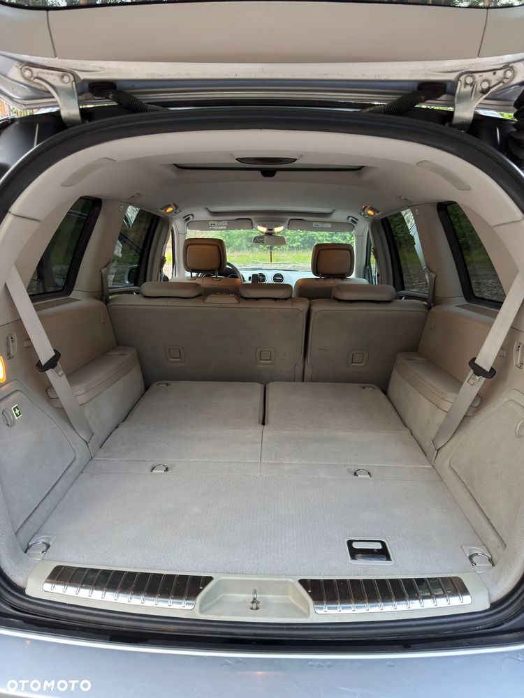 Mercedes-Benz GL 450 - 16