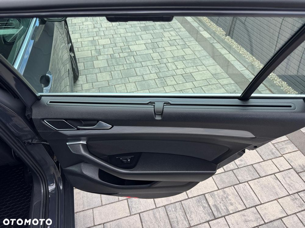 Volkswagen Passat 2.0 TDI EVO Business DSG - 35
