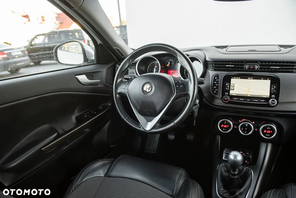 Alfa Romeo Giulietta 1.4 TB MultiAir Exclusive - 28