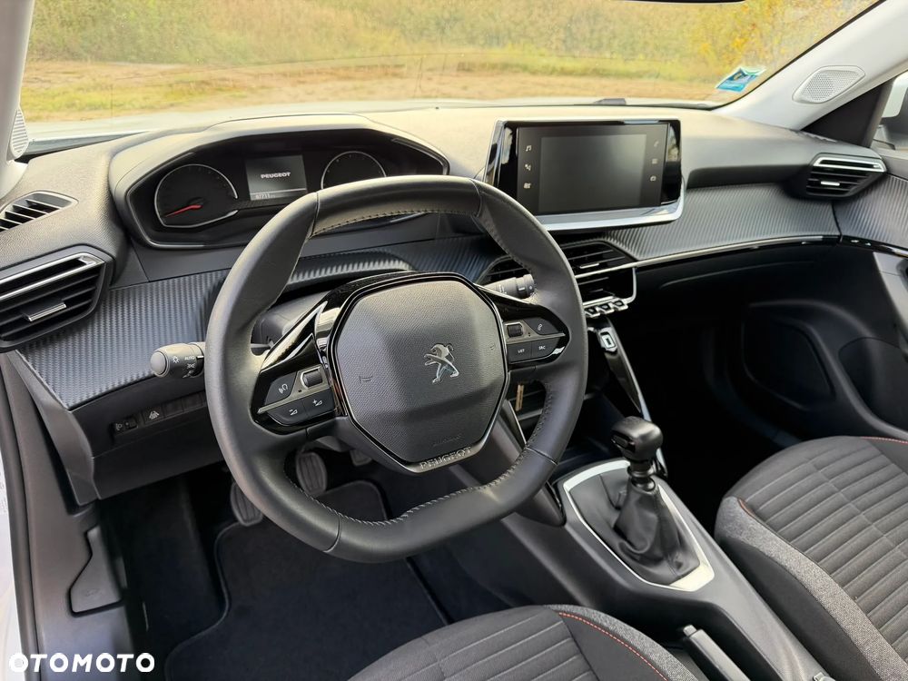 Peugeot 2008 1.2 PureTech Active S&S - 13