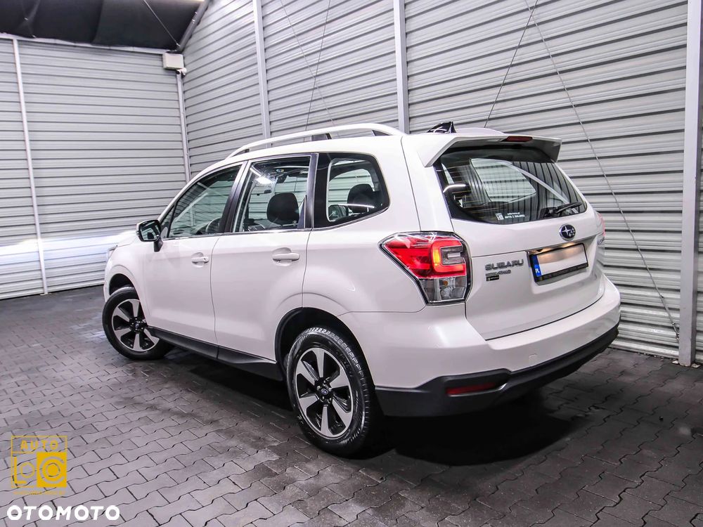 Subaru Forester 2.0i Exclusive Lineartronic EU6 - 4