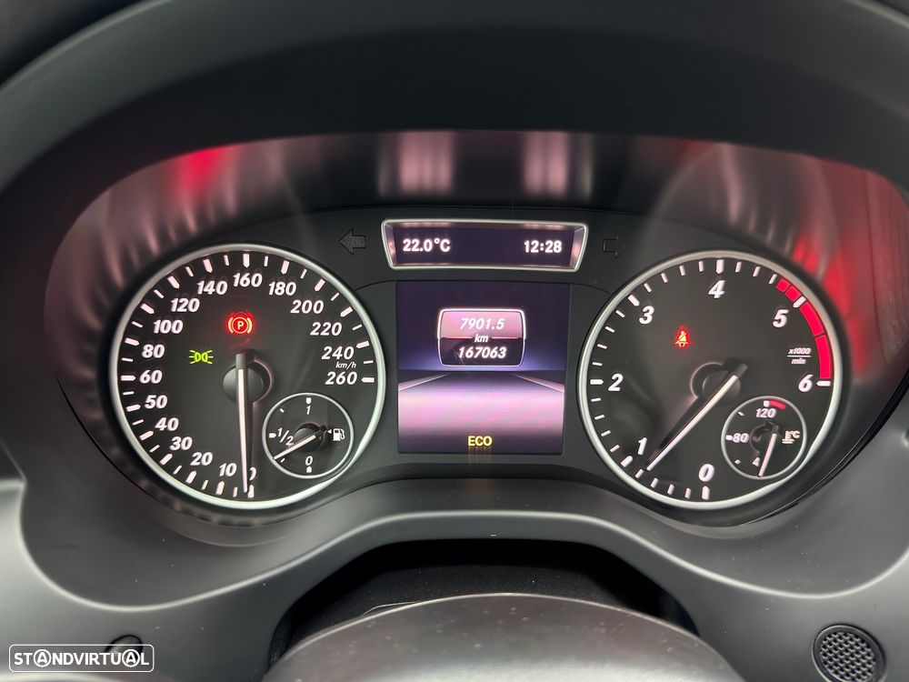Mercedes-Benz A 180 d BlueEFFICIENCY Edition - 28