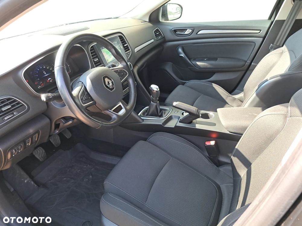 Renault Megane 1.3 TCe FAP Zen - 15