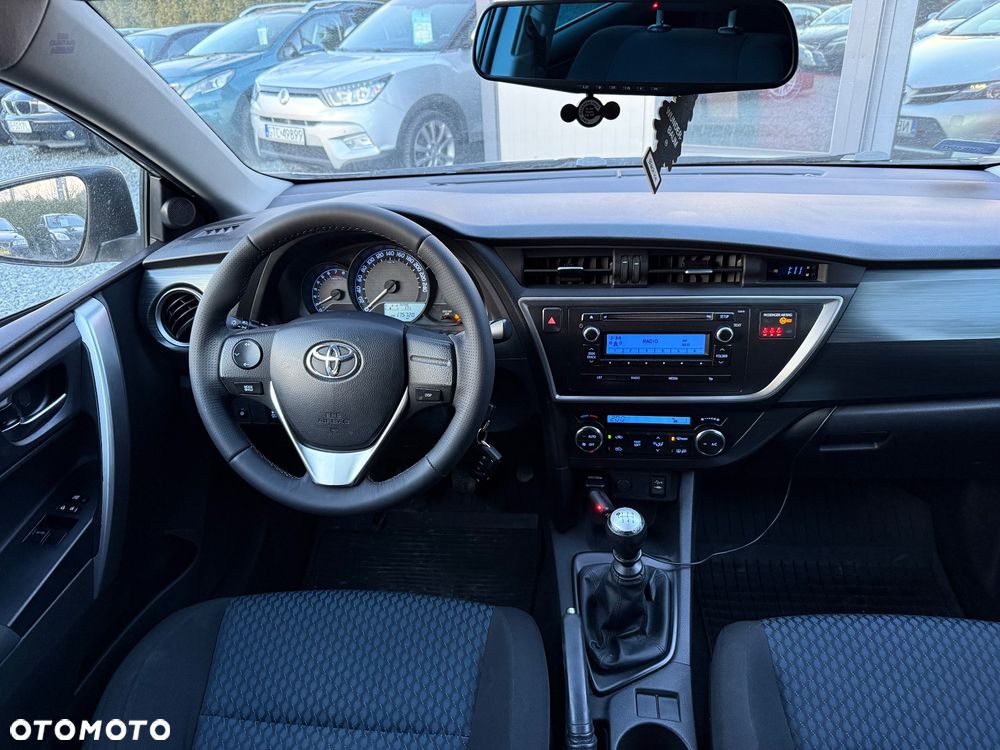 Toyota Auris 1.33 VVT-i Active - 24