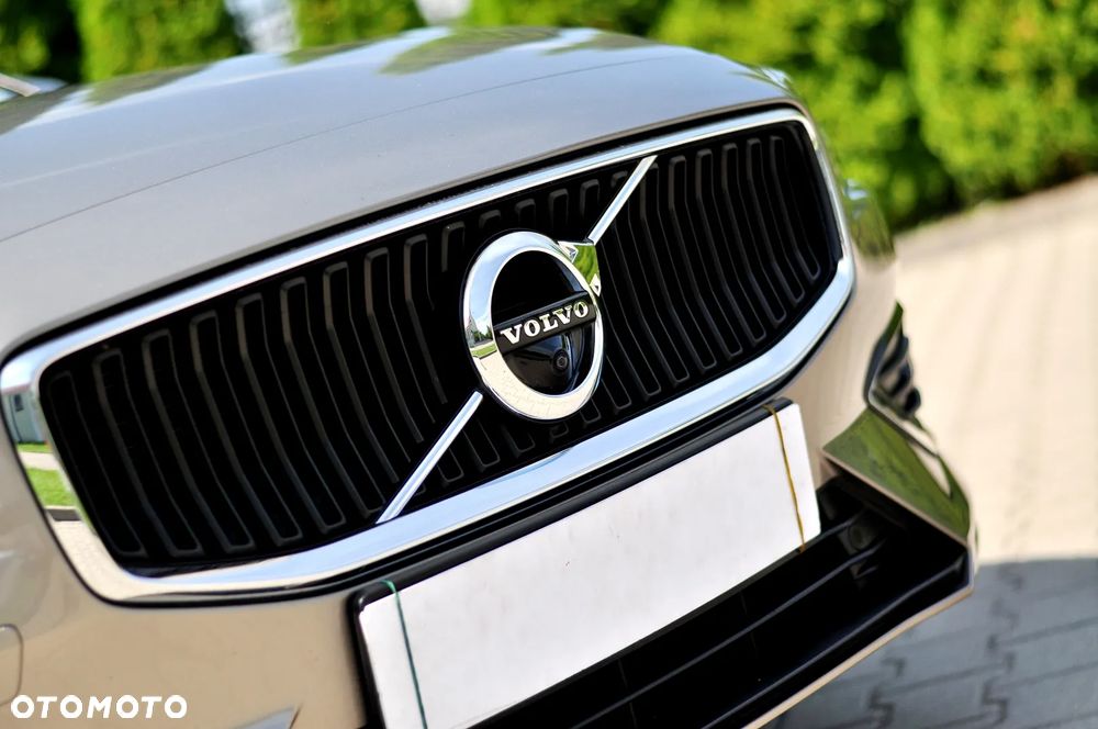 Volvo V60 B4 D Geartronic Momentum - 9