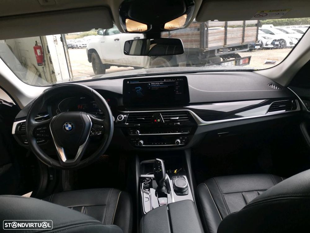 BMW 520 e - 8