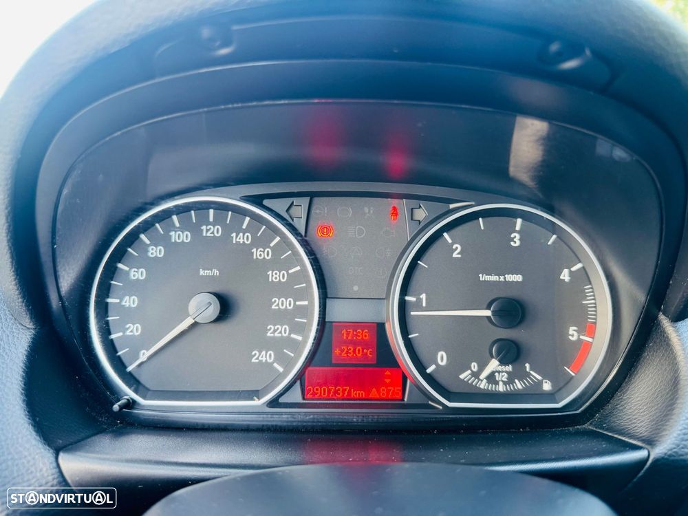 BMW 118 d Pack M - 23