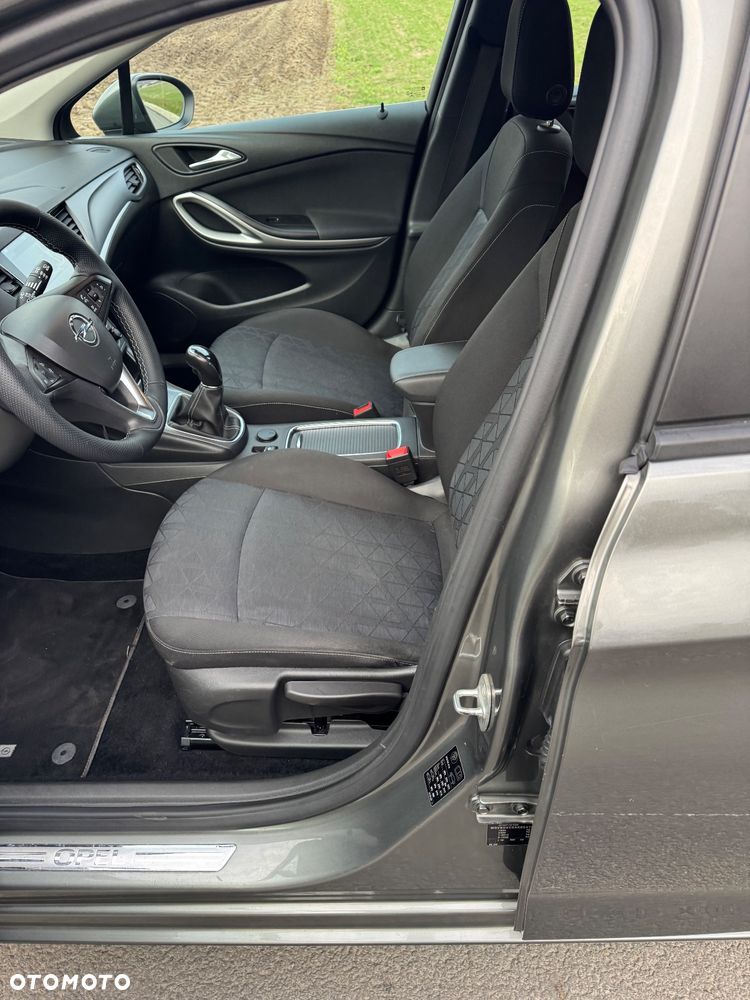 Opel Astra 1.4 Turbo 120 Jahre - 22